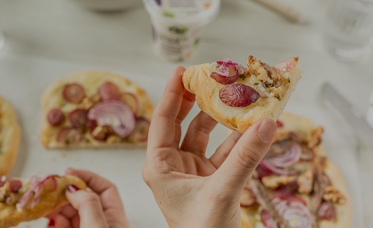 Die Thymianpizza von Simply Good bringt dich Inside Italy