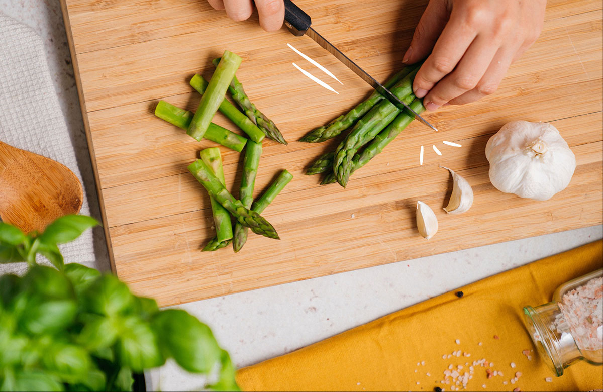 Tortelli Spargel in Zitronen-Chili-Öl