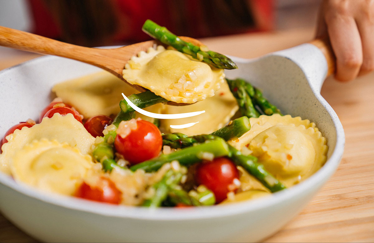 Tortelli Spargel in Zitronen-Chili-Öl